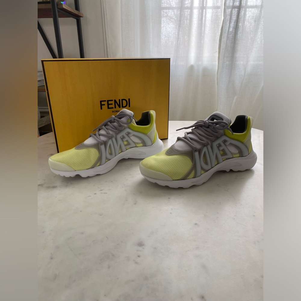 Fendi - Tag Sneaker, men’s size 10, women’s size 11 (UK 9) - Picture 9 of 14